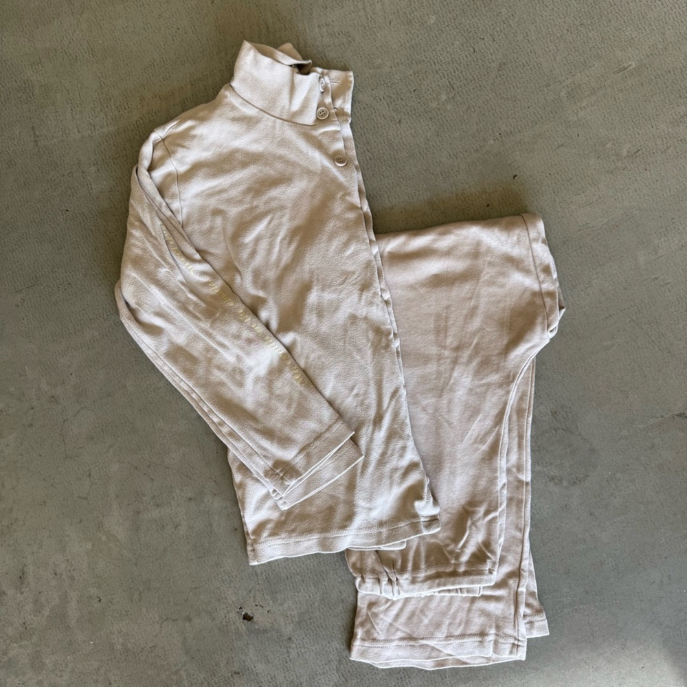Korean Air / Gianfranco Ferré First Class PJ Set / Beige